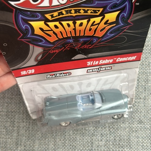 2009 Hot wheels bundle three Larry’s Garage Real Riders - Picture 9 of 11